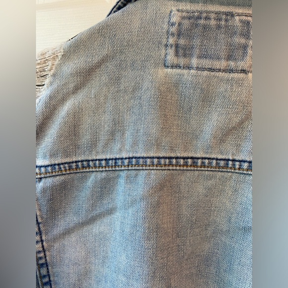 Oversized cropped jean jacket - Picture 4 of 4